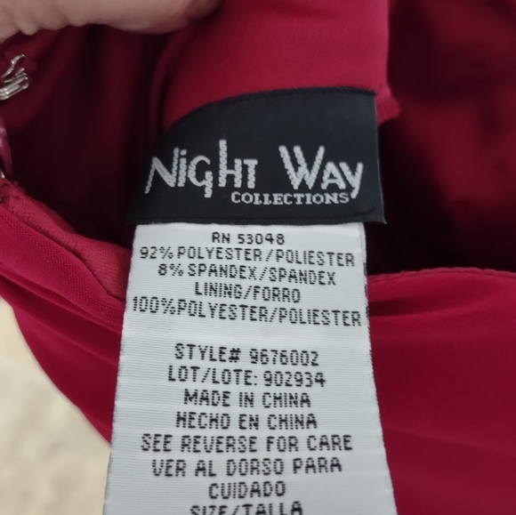 Red Night Way long dress/Gown Size 10 - Picture 4 of 4